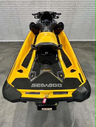 2022 BRP SEA-DOO GTR 230 H.P + IBR + VTS + AUDIO + 3 PASSAGERS + SEULEMENT 65 HR + RARE & A1 
