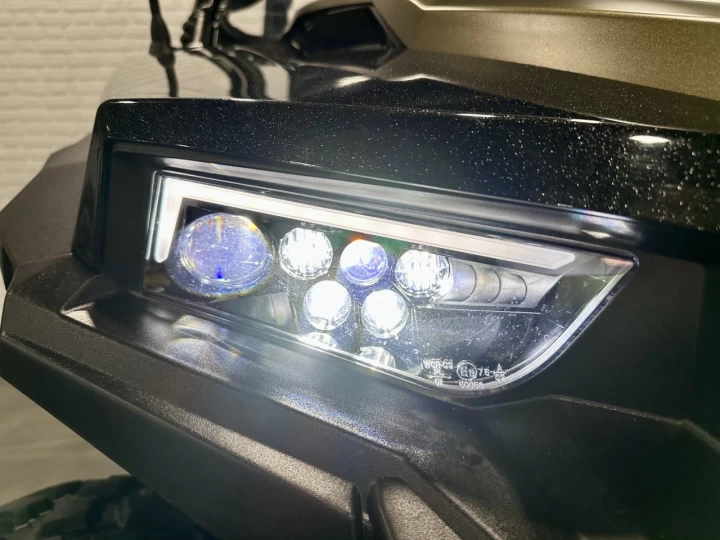 2023 POLARIS GENERAL XP 1000 EFI PREMIUM DELUXE + 4WD + EPS + AUDIO + SEULEMENT 3425 KM + RARE & A1 
