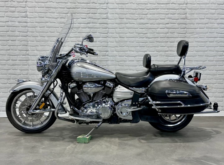2006 YAMAHA STRATOLINER VX 1900 EFI + MOTO CRUISER - TOURING 