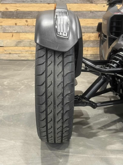 2019 BRP CAN-AM RYKER 600 ACE EFI + PARE-BRISE + COFFRE DE STORAGE + DAMPER + 23714 KM 