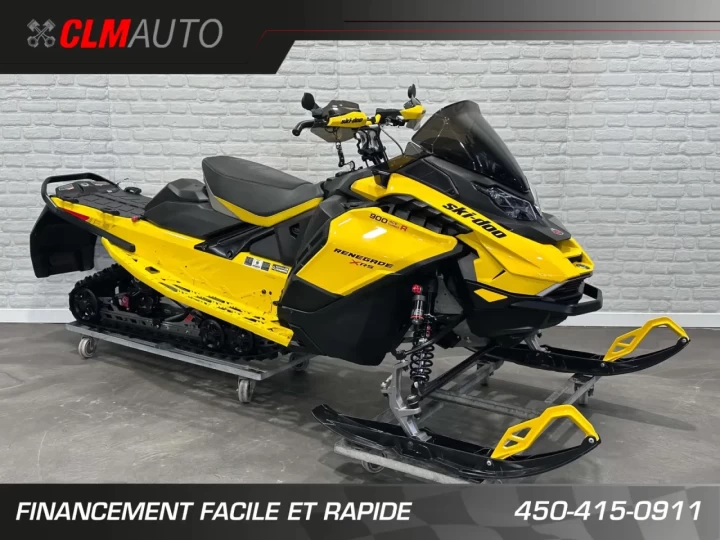 2025 BRP SKI-DOO RENEGADE X-RS 900 TURBO ''R'' 180 H.P + REV GEN5 + 10714 KM + COULEUR RARE & A1 