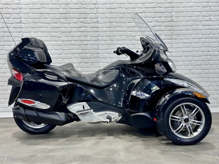 2010 BRP CAN-AM SPYDER RT-S SM-5 (MANUELLE A CLUTCH) + SUSPENSION A AIR + 51197 KM + RARE & A1 