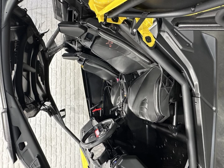 2017 BRP CAN-AM MAVERICK X3 X-DS TURBO 'R' 154 H.P + DPS + 4WD + FOX + 64'' + RARE & CONDITION A1 