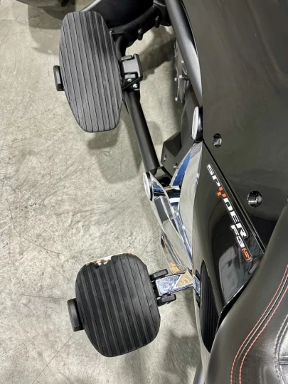 2015 BRP CAN-AM SPYDER F3 ''S'' SE-6 (SEMI-AUTOMATIQUE) + SUSPENSION FOX + BEAUCOUP D'EQUIPEMENTS $$$ + RARE & A1 