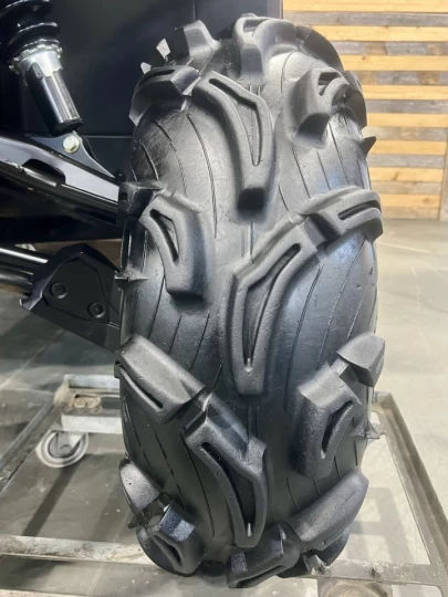 2022 BRP CAN-AM DEFENDER HD-10 + DPS + 6X6 + SEULEMENT 2556 KM + ULTRA RARE & A1 