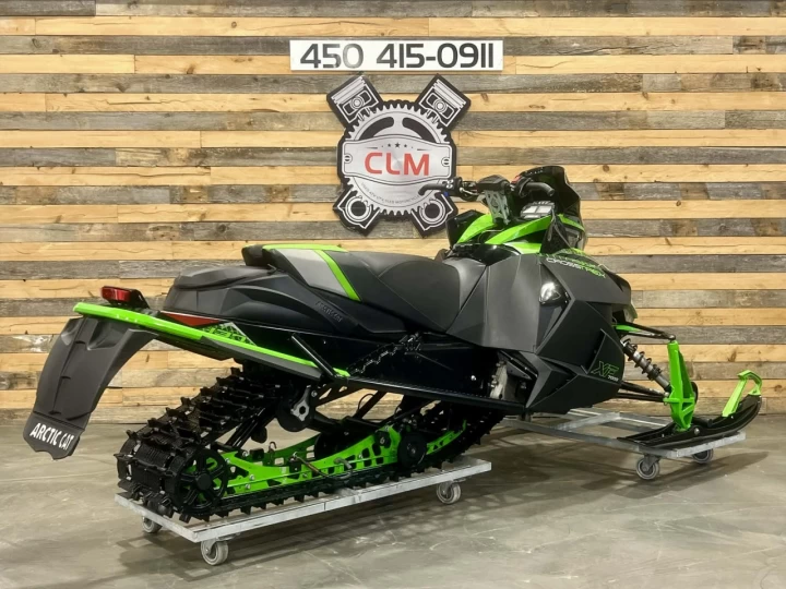 2018 ARCTIC CAT XF 7000 CROSSTREK 137'' + C-TEC4 + 18255 KM + ROLLERSKI + MODELE RARE & CONDITION A1 