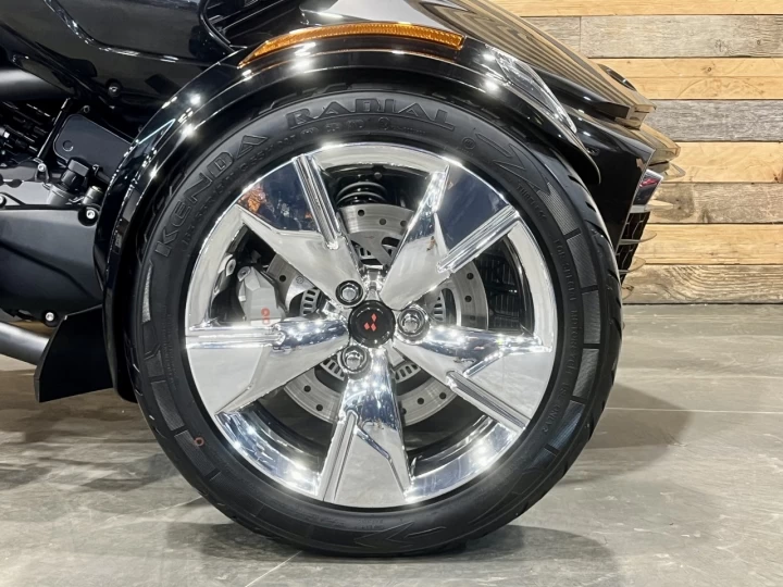 2022 BRP CAN-AM SPYDER F3 LIMITED SE-6 (SEMI-AUTOMATIQUE) ROTAX 1330 cc EFI + SEULEMENT 1753 KM + RARE & A1 