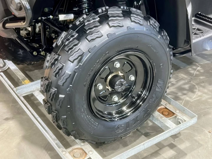2022 KAWASAKI BRUTE FORCE 300 / KVF 300 / RWD / SEULEMENT 1467 KM + BINE ÉQUIPÉE 