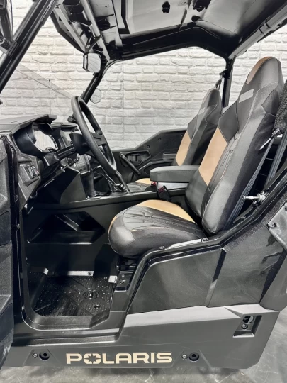 2023 POLARIS GENERAL XP 1000 EFI PREMIUM DELUXE + 4WD + EPS + AUDIO + SEULEMENT 3425 KM + RARE & A1 
