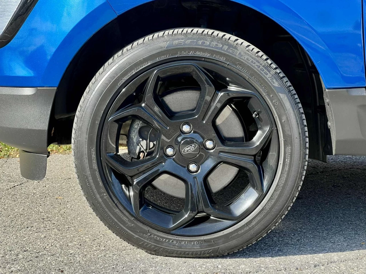 2022 FORD ECOSPORT SES 4WD + 2.0L + SEULEMENT 40693 KM + GARANTIE FORD + COULEUR RARE + CONDITION A1  Main Image