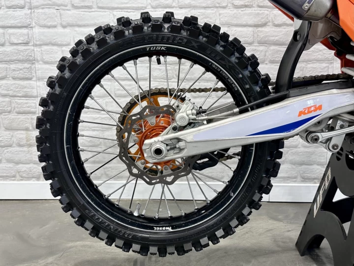 2022 KTM 125 SX + 2 TEMPS + KIT BIG BORE 150 cc + SEULEMENT 60 HR + LOOK UNIQUE + RARE & A1 