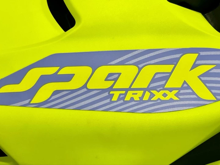 2024 BRP SEA-DOO SPARK TRIXX 90 H.P + IBR + NOUVEAU MODE TRIXX + BANC FREESTYLE 1 UP + 0 HR 