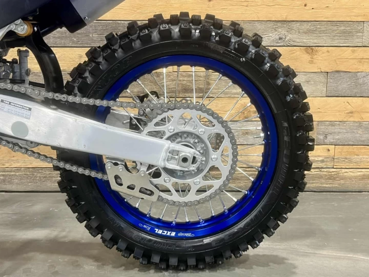 2024 YAMAHA YZ 250X + 2 TEMPS + 2 HEURES SEULEMENT + MOTO RARE & CONDITION A1 