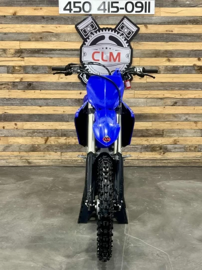2022 YAMAHA YZ 450F EFI + 4 TEMPS + SEULEMENT 39 HR + MX-MOTOCROSS-ENDURO + RARE & A1 