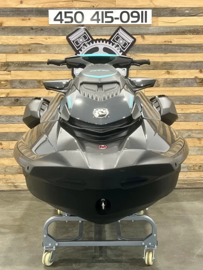 2026 BRP SEA-DOO GTR 230 H.P + IBR + VTS + AUDIO PREMIUM + SEULEMENT 4 HR + 3 PASSAGERS + RARE & A1 