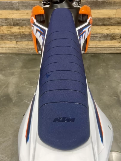 2022 KTM 450 SX-F EFI + SEULEMENT 23 HR + 4 TEMPS + RARE & CONDITION A1 