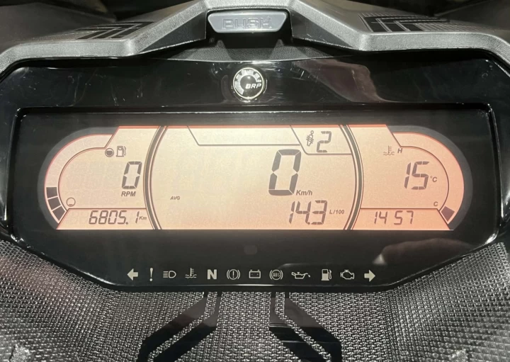 2023 BRP SKI-DOO GRAND TOURING LIMITED 900 ACE EFI + ITC + 137'' QUIET DRIVE + SUSPENSION A AIR _ BAS KM 6805 KM 