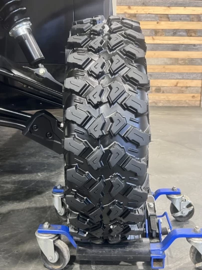 2025 BRP CAN-AM DEFENDER MAX CREW HD-10 LIMITED + 4WD + DPS + 650 KM SEULEMENT + 6 PASSAGERS + TOUTE ÉQUIPÉE+ RARE & A1 