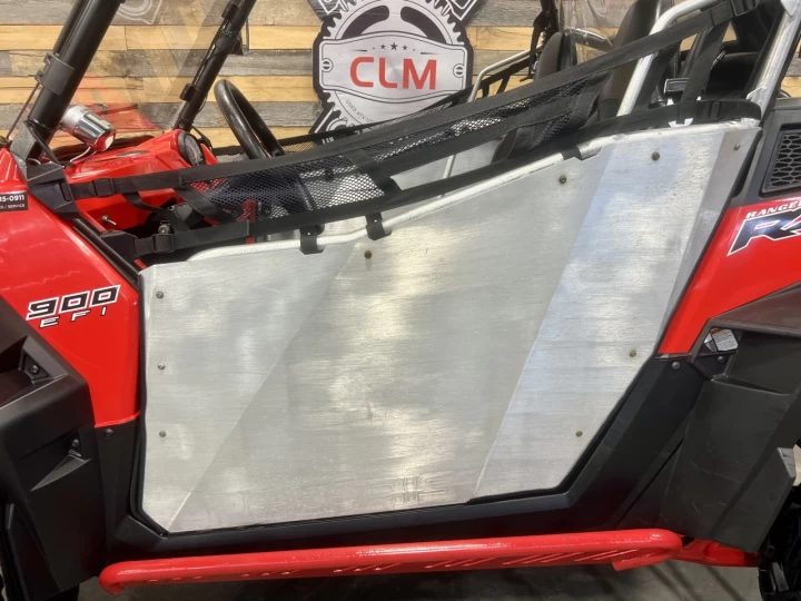 2011 POLARIS RZR XP 900 EFI + 4WD + FOX + SEULEMENT 5445 KM + RARE & CONDITION A1 