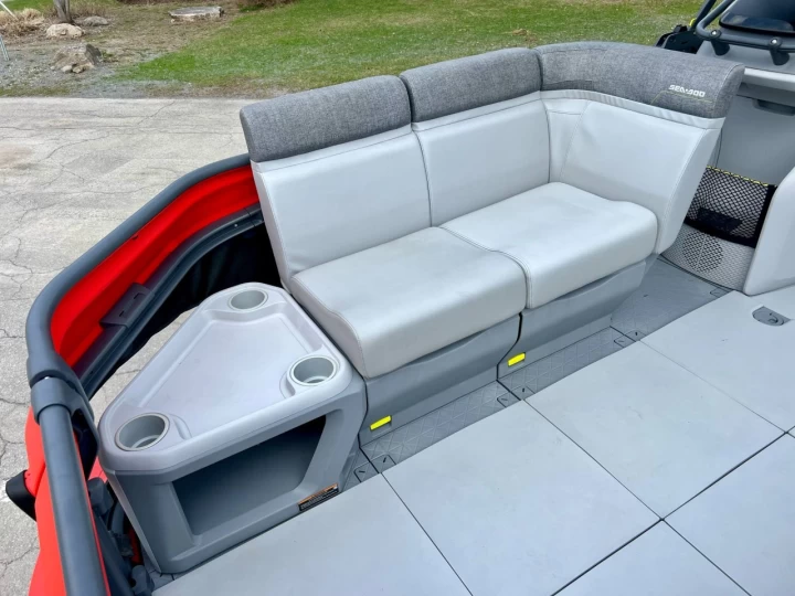 2024 BRP SEA-DOO SWITCH CRUISE 18' 230 HP + IBR + VTS + IDF + GPS + AUDIO + BIMINI + REMORQUE DLX 