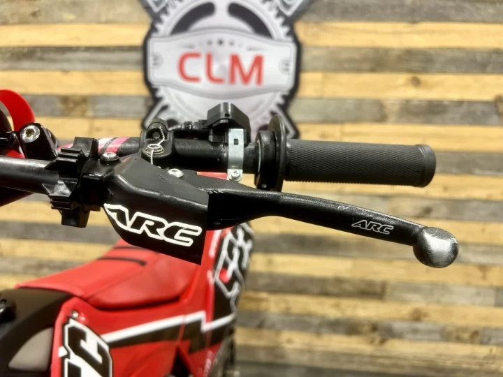 2018 HONDA CRF 250R PGM-FI + 4 TEMPS + DEMARREUR ELECTRIQUE + 94 HR + LOOK INCROYABLE 