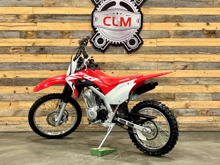 2019 HONDA CRF 125F + MODELE A GROSSE ROUES +/- 20 HR + 4 TEMPS + RARE & CONDITION A1 