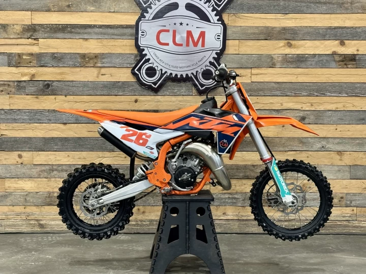 2024 KTM 65 SX + 2 TEMPS + SEULEMENT 58 HR + JEUNE / ENFANT MX - MOTOCROSS + RARE & A1 