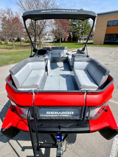 2024 BRP SEA-DOO SWITCH CRUISE 18' 230 HP + IBR + VTS + IDF + GPS + AUDIO + BIMINI + REMORQUE DLX 