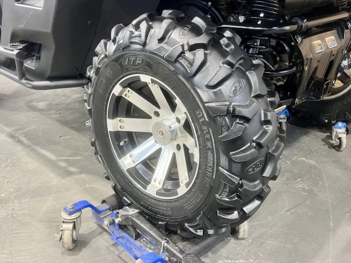 2018 BRP CAN-AM DEFENDER XT HD-10 + 4WD + DPS + BEAUCOUP D'ÉQUIPEMENTS $$$ + RARE & A1 