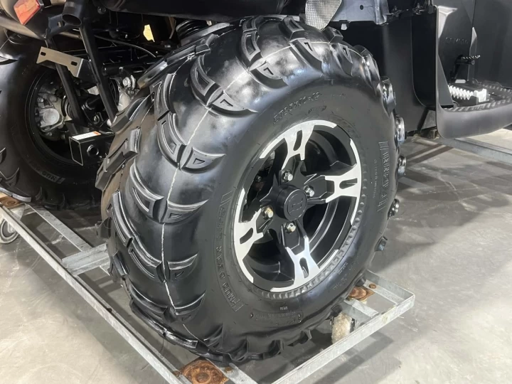 2022 CF MOTO C-FORCE 600 TOURING + 4X4 + EPS + SEULEMENT 616 KM + GARANTIE FEVRIER 2027 + CONDITION A1 