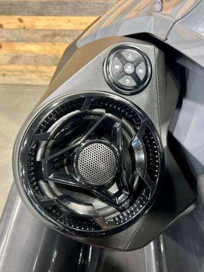 2022 BRP SEA-DOO RXT-X 300 HP + IBR + VTS + AUDIO PREMIUM + ENSEMBLE TECH + 3 PASSAGERS + 46 HR SEULEMENT 