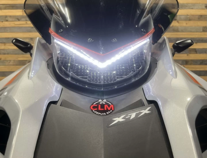 2021 YAMAHA SIDEWINDER TURBO X-TX LE 146'' + FOX QS3 + SEULEMENT 8093 KM + COULEUR RARE 