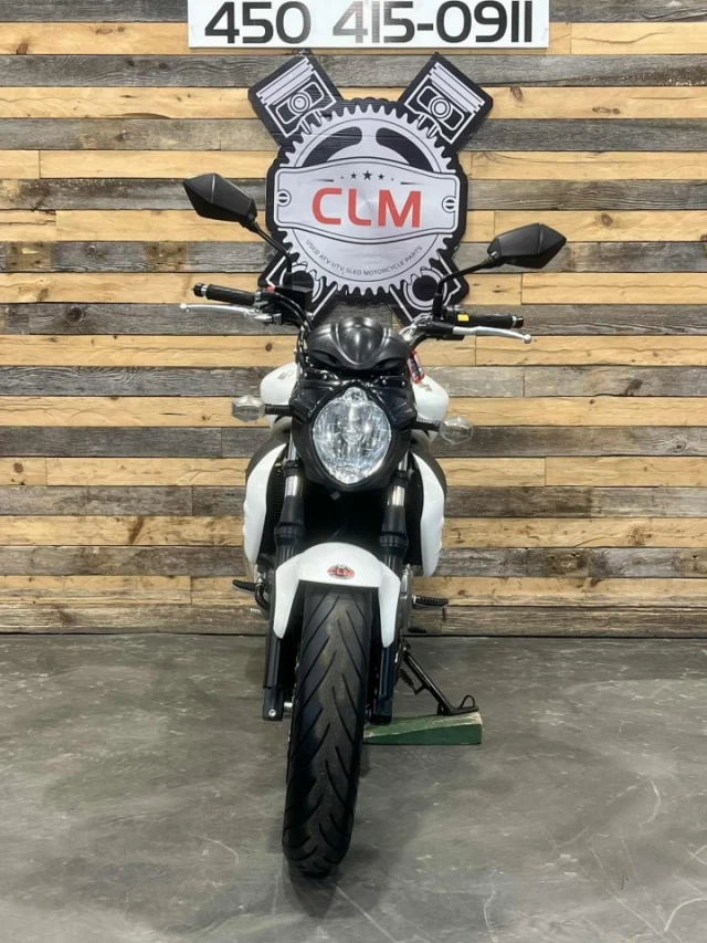 SUZUKI SFV 650 GLADIUS + 51112 KM + PETITE PLAQUE $$$ + RARE & A1  2009