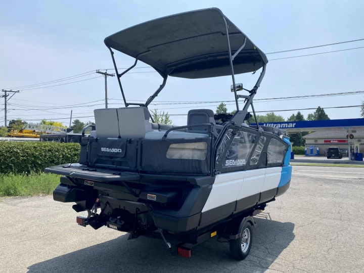 2022 BRP SEA-DOO SWITCH CRUISE 18' + ROTAX 230 HP + IBR + VTS + IDF + GPS + JL AUDIO PREMIUM + TOIT BIMINI + REMORQUE + 43 HR + A1 