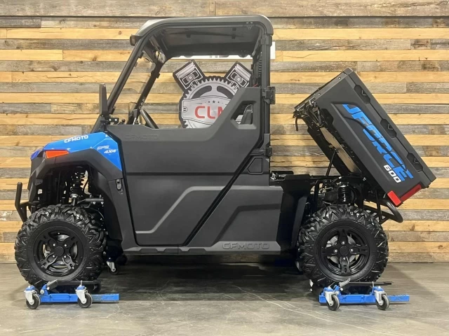 CF MOTO U-FORCE 600 EFI + 4X4 + EPS + SEULEMENT 337 KM + BEAUCOUP D'ÉQUIPEMENTS $$$ + GARANTIE  2023