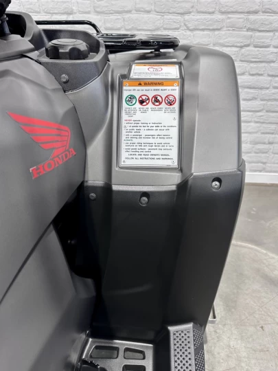 2019 HONDA TRX FOREMAN RUBICON 500 DELUXE + 4WD + POWER STEERING + SEULEMENT 790 KM + IMPECCABLE & RARE 