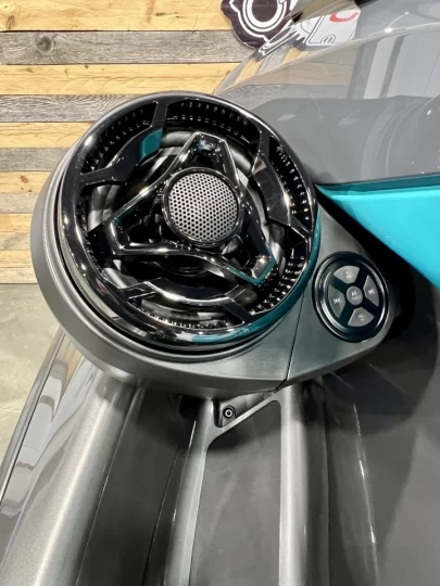 2026 BRP SEA-DOO GTR 230 H.P + IBR + VTS + AUDIO PREMIUM + SEULEMENT 4 HR + 3 PASSAGERS + RARE & A1 