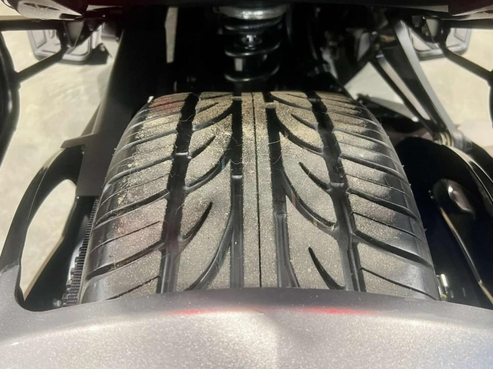2013 BRP CAN-AM SPYDER ST-S / SE-5 (SEMI-AUTOMATIQUE) + SEULEMENT 30505 KM + CONDITION A1 