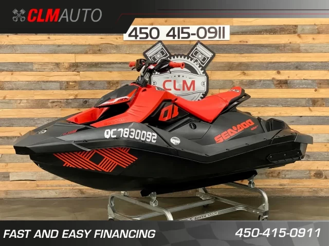 BRP SEA-DOO SPARK TRIXX 2UP + IBR + VTS + SEULEMENT 33 HR + RARE & A1  2021