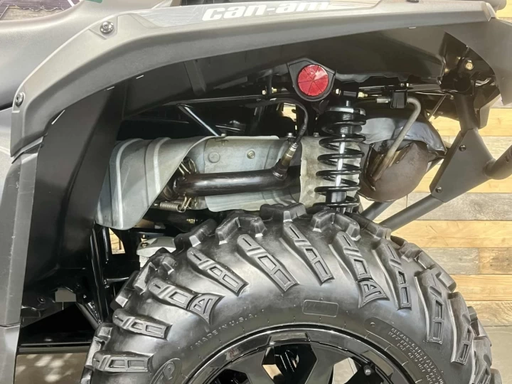 2024 BRP CAN-AM OUTLANDER MAX XT 700 EFI + DPS + 4X4 + SEULEMENT 564 KM + RARE & CONDITION A1 