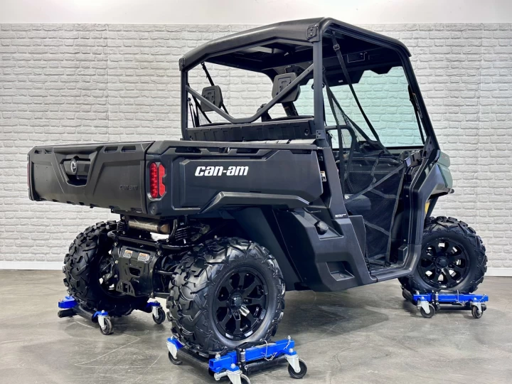 2023 BRP CAN-AM DEFENDER HD-7 EFI + 4WD + DPS + SEULEMENT 2964 KM + RARE & A1 
