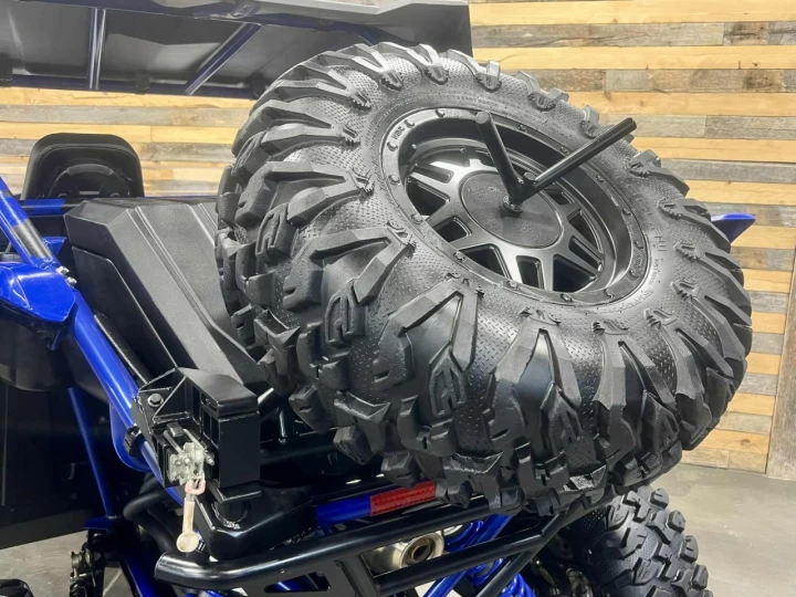 2017 YAMAHA YXZ 1000R EFI SS-SPORT SHIFT + EPS + 4X4 + FOX PODIUM X2 + SEULEMENT 4044 KM 