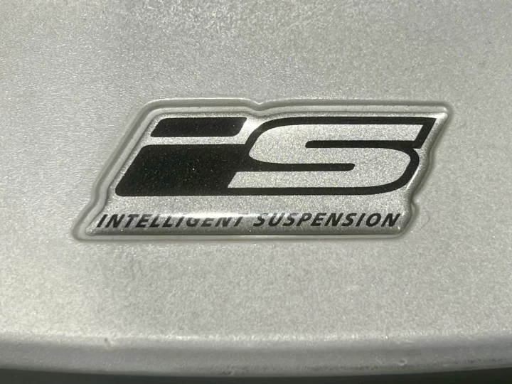 2012 BRP SEA-DOO RXT 260 HP IS = SUSPENSION INTELLIGENTE + SEULEMENT 117 HR + 3 PASSAGERS + MODELE RARE + 