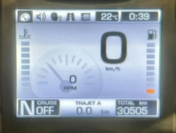 2013 BRP CAN-AM SPYDER ST-S / SE-5 (SEMI-AUTOMATIQUE) + SEULEMENT 30505 KM + CONDITION A1 