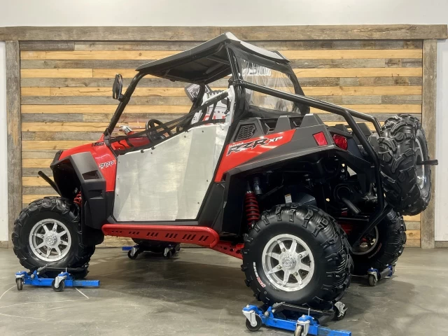 POLARIS RZR XP 900 EFI + 4WD + FOX + SEULEMENT 5445 KM + RARE & CONDITION A1  2011