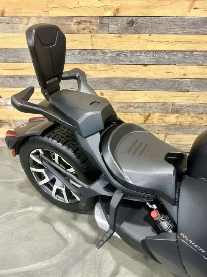 2021 BRP CAN-AM SPYDER / RYKER EDITION RALLY 900 + PARE BRISE + BANC PASSAGERS + 31703 KM + RARE & A1 