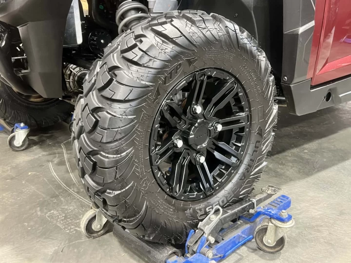 2021 POLARIS GENERAL 4 CREW EDITION DELUXE 1000 EFI + 4X4 + EPS + RIDE COMMAND GPS / AUDIO + FOX QS3 + 4 PASSAGERS 