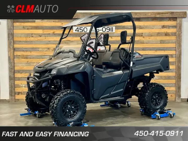 2017 HONDA PIONEER 700 DELUXE EFI + EPS + 4X4 + MAGS + TREUIL + TOUT NOIR 