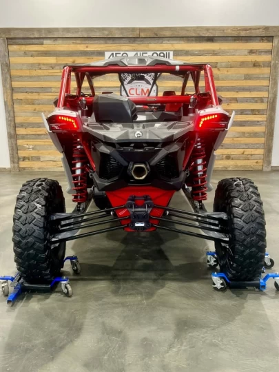 2025 BRP CAN-AM MAVERICK MAX X3 X-RS TURBO ''RR'' 200 H.P + D.P.S + 4X4 + 72'' +4 PASSAGERS + SEULEMENT 1403 KM + RARE & CONDITION A1 