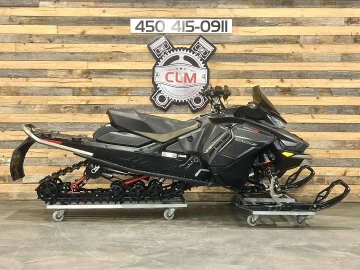 2022 BRP SKI-DOO MACH-Z 900 TURBO ''R'' 180 HP 137'' + SUSPENSION ELECTRONIQUE SMART-SHOX + 10943 KM 